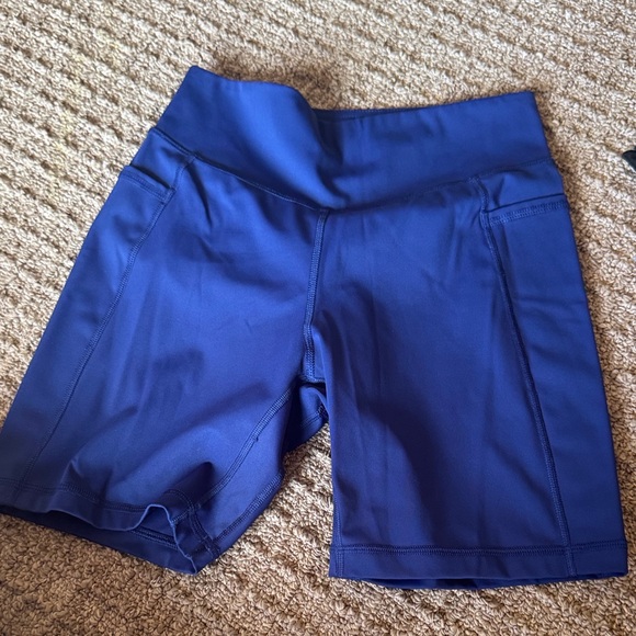 Lskd Pants - Blue Bike Shorts with Elastic Waistband and Moisture-Wicking Fabric